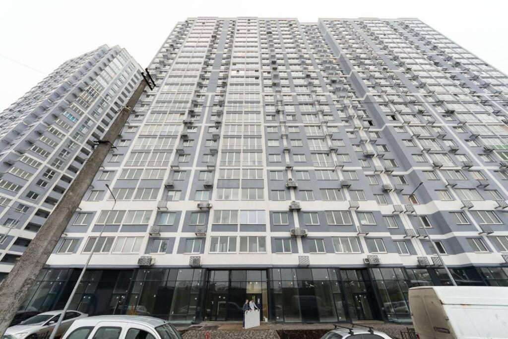 Современные Апартаменты Метро Харьковская Генератор В Доме Kiev Extérieur photo